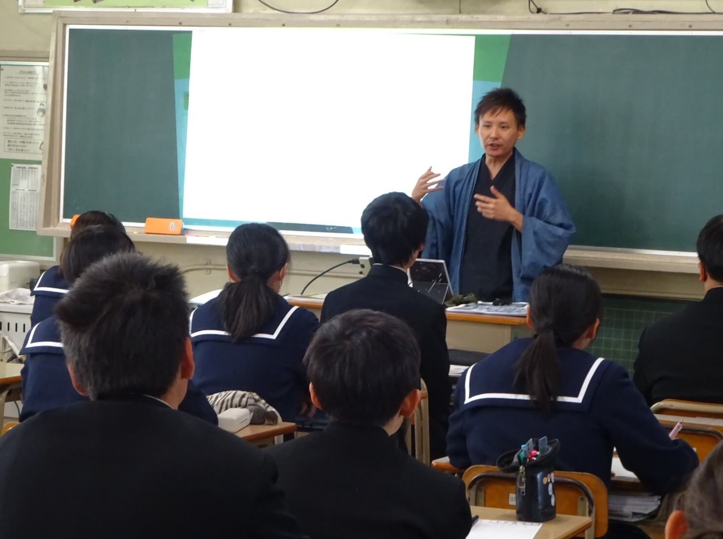 名古屋市中川区 長良中学校へ職業人講話にお邪魔しました。